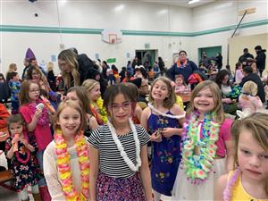 kids at Luau 